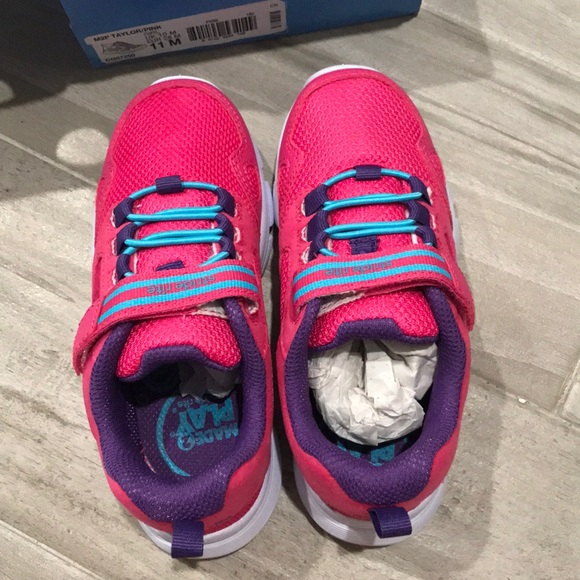Stride Rite Other - 🆕 Stride Rite - brand new sneakers - NIB